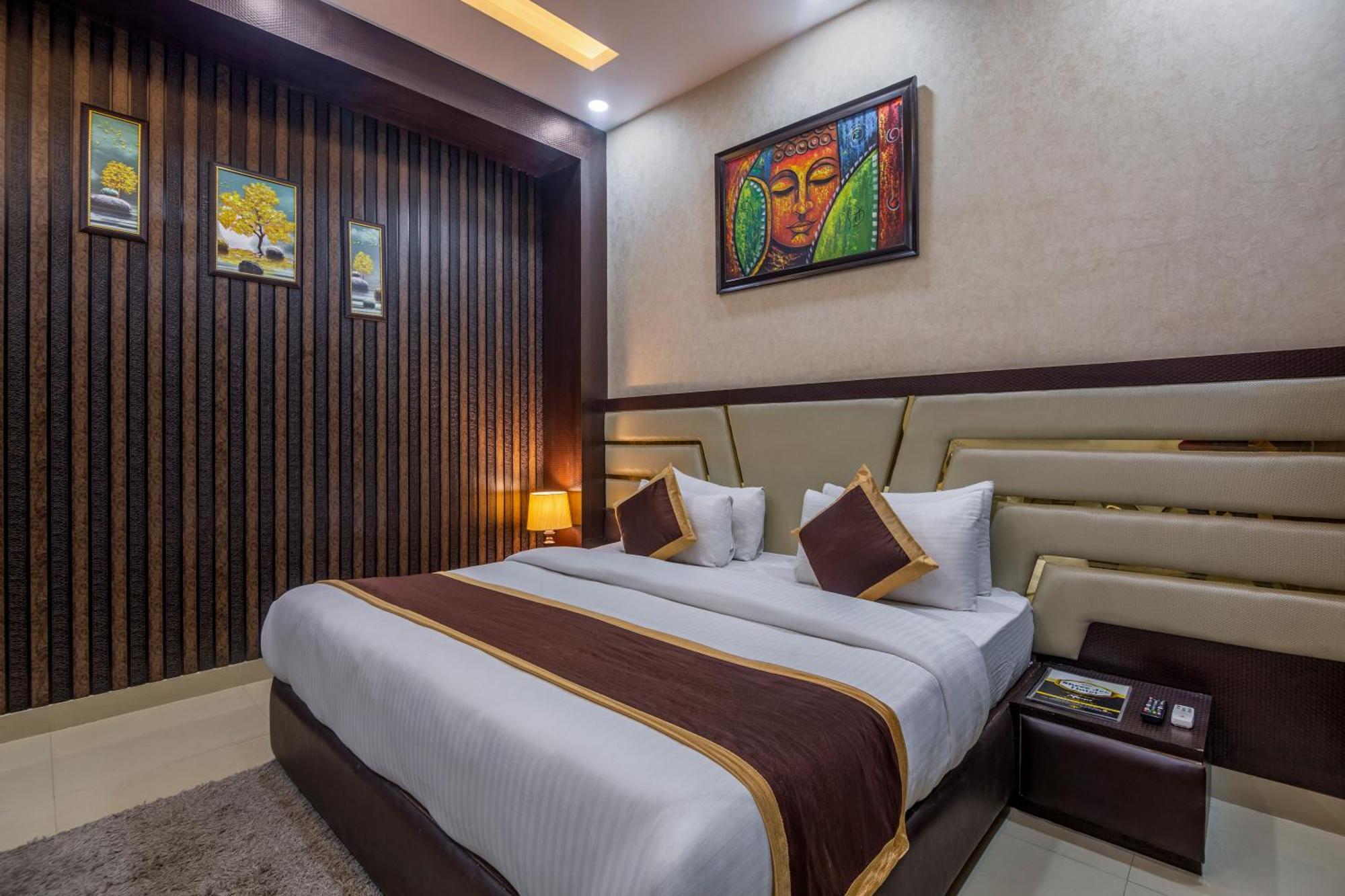 Shree Jee Hotel - Nit Faridabad Buitenkant foto