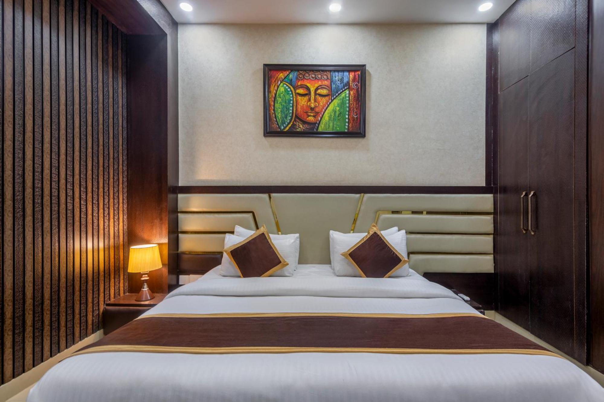 Shree Jee Hotel - Nit Faridabad Buitenkant foto
